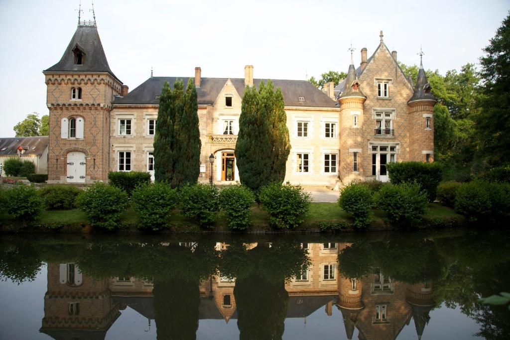 Hostellerie Du Chateau Les Muids La Ferté-Saint-Aubin Exterior foto